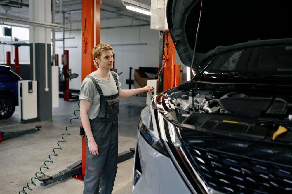 Decoding Dashboard Lights: Your Guide to Car Warnings